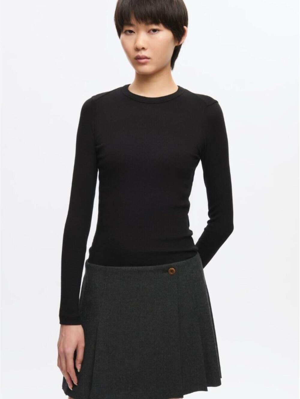 KOTN Women's Fitted Rib Longsleeve - Black - Medium